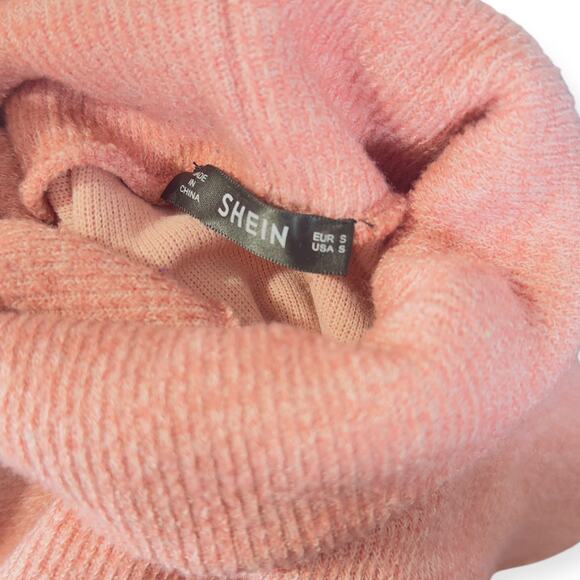 Long Sleeve Turtleneck Cropped Sweater - Picture 5 of 5